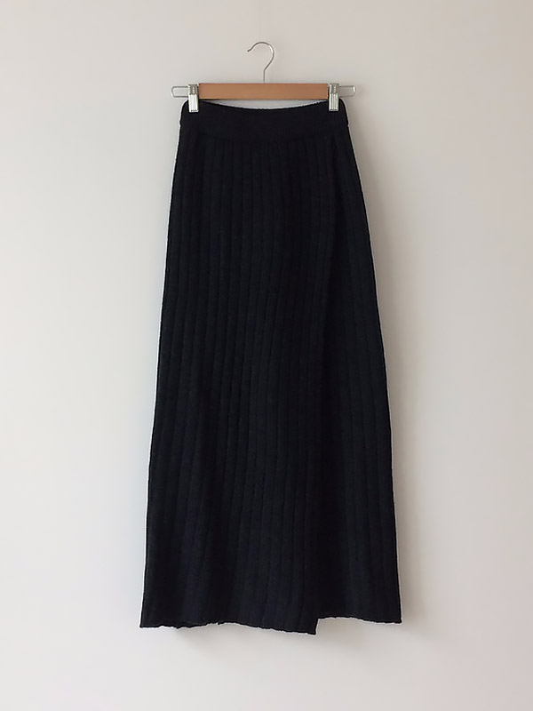 Black Split Knitted Skirts