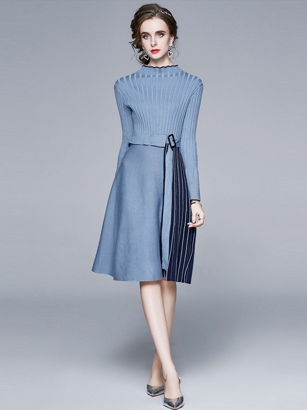 Blue Stand Collar Flared Sleeve Knit Pleated Dress