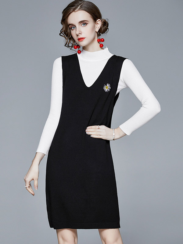 Black Sleeveless Knitted Dress with White Top