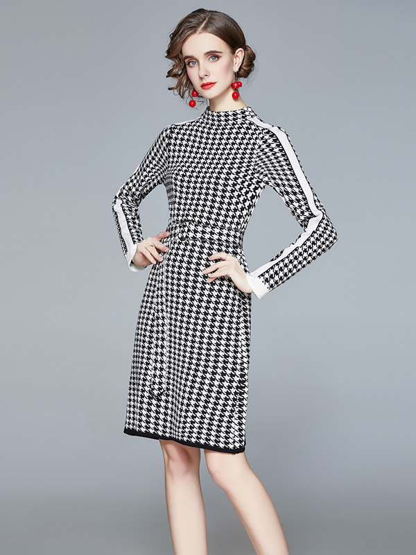 Black Standard Collar Houndstooth Knit Dress with Belt