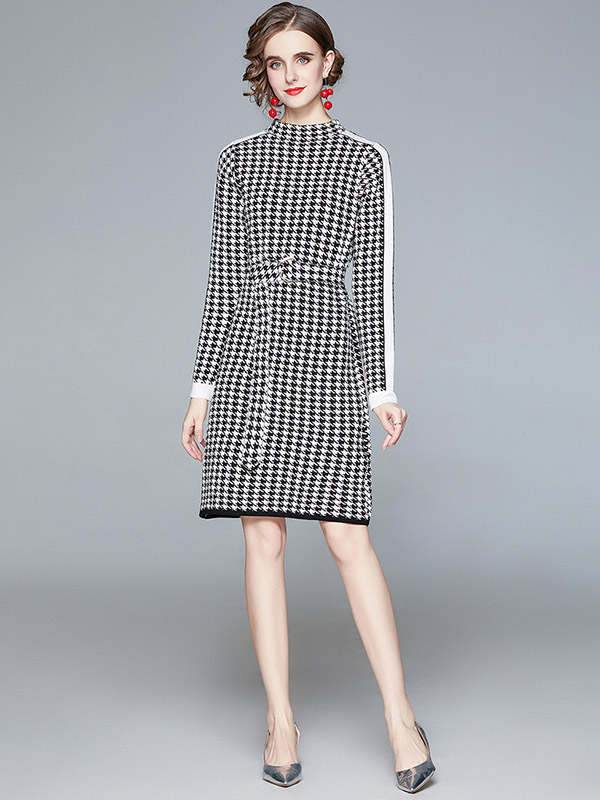 Black Standard Collar Houndstooth Knit Dress with Belt