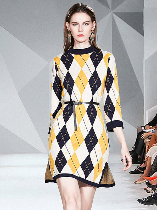 Diamond Pattern Knitted Midi Dress in Multicolor