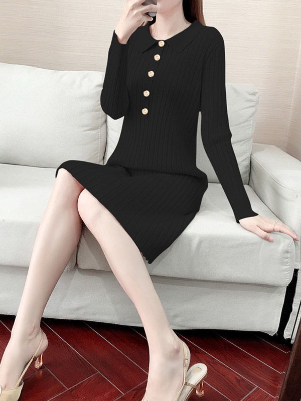 Black Ponit Collar Knitted Dress with Button Decoration