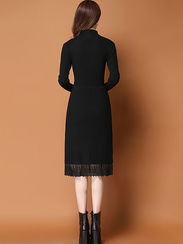 Black Ribbed Knitted Dress with Lace Trim