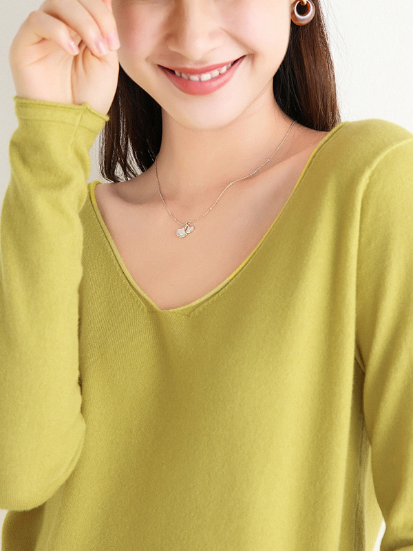 Green V-neck Slim Knit Sweaters