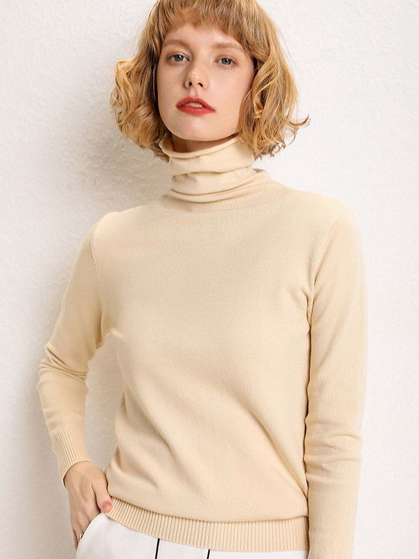 Beige Funnel Neck Solid Color Knitted Sweaters