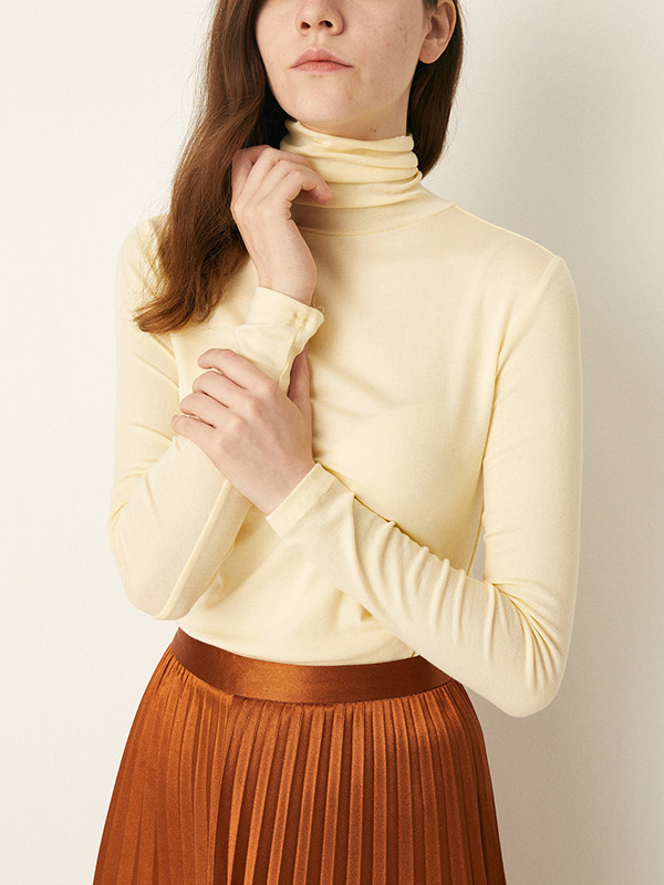 Beige Funnel Neck Base Fine Knitted Sweaters