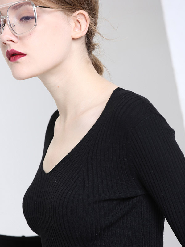 Black Long Sleeves V-neck Bodycon Knit Sweaters