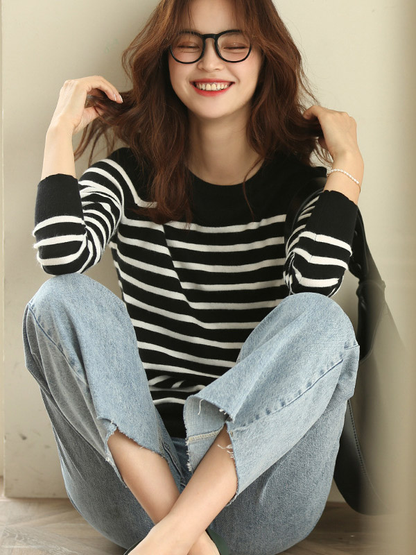 Black Casual Striped Round Neck Knit Sweaters