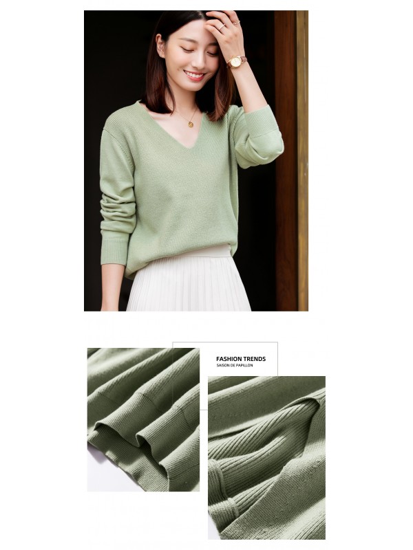 Green Temperament V-neck Bottoming Knitted Sweaters