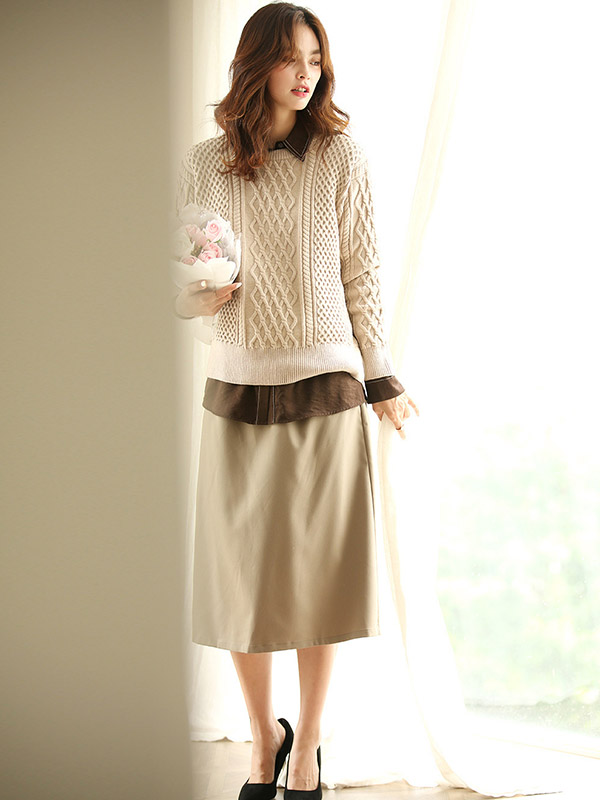 Apricot Loose Diamond Twist Knit Sweaters