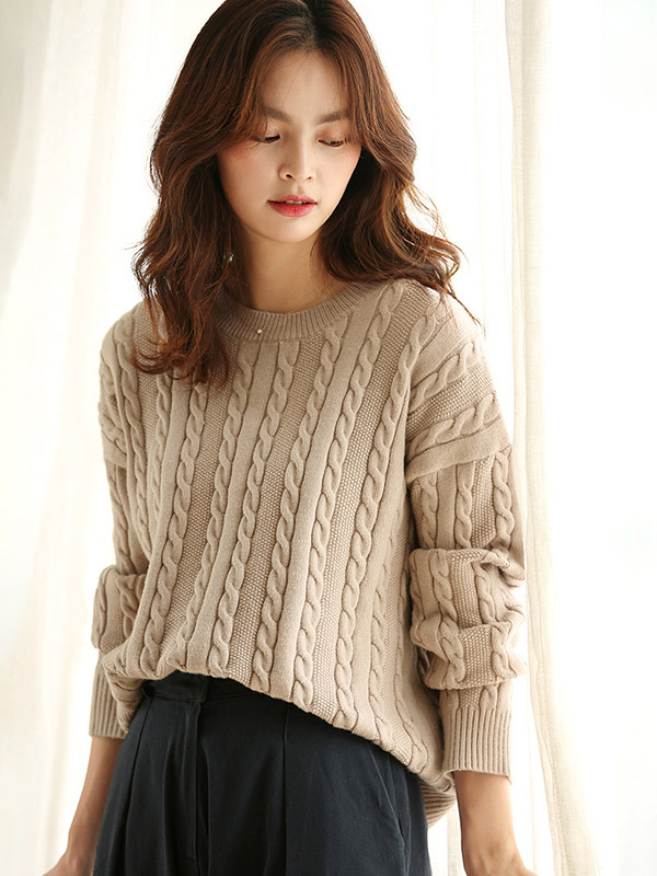 Camel Pullover Round Neck Twist Knit Sweaters