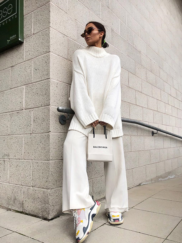 White Loose Oversize Long-sleeved Autumn And Winter Sweater