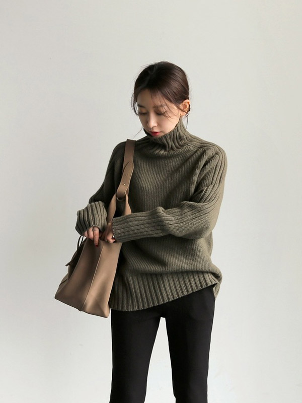 Green Simple High Collar Autumn/Winter Style Sweater