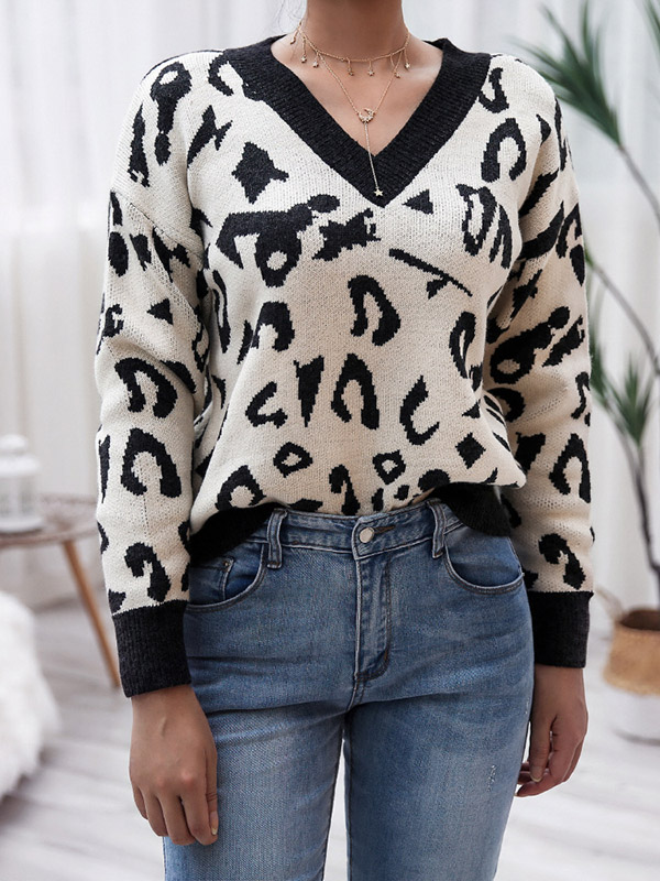 White Casual V-Neck Long Sleeve Leopard Knitted Sweater