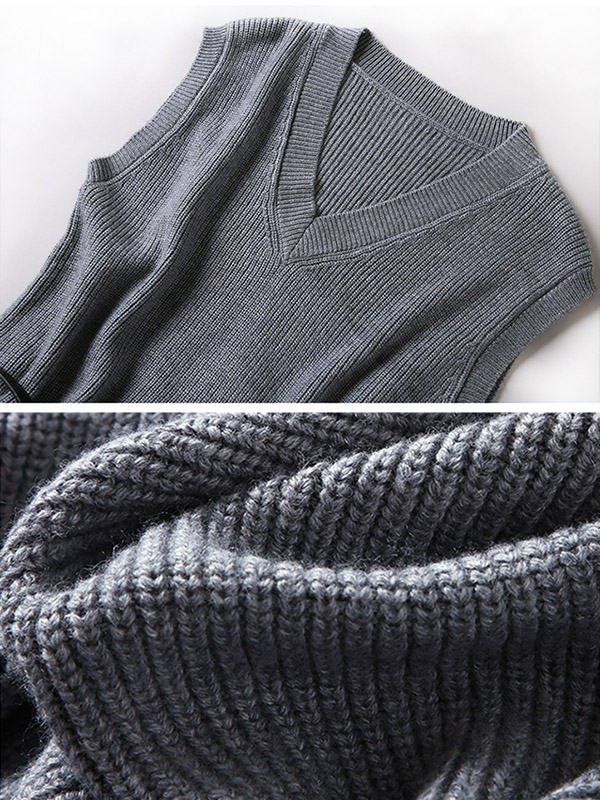 Grey V-neck Oversize Knit Vest