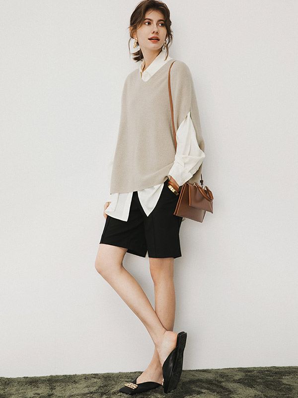 Khaki V-neck Half Sleeves Oversize Vest