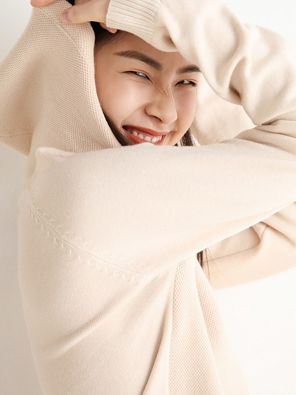 Beige Oversize Long Sleeves Knit Hoodie