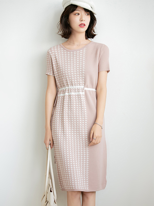 Pink Houndstooth Short Sleeves Midi Dress