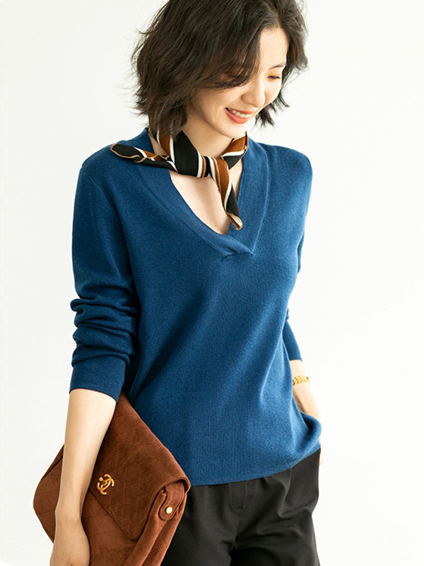 Blue Deep V Neck Knitted Top