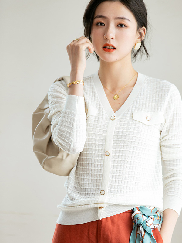 White V Neck Knitted Top with Button Decoration